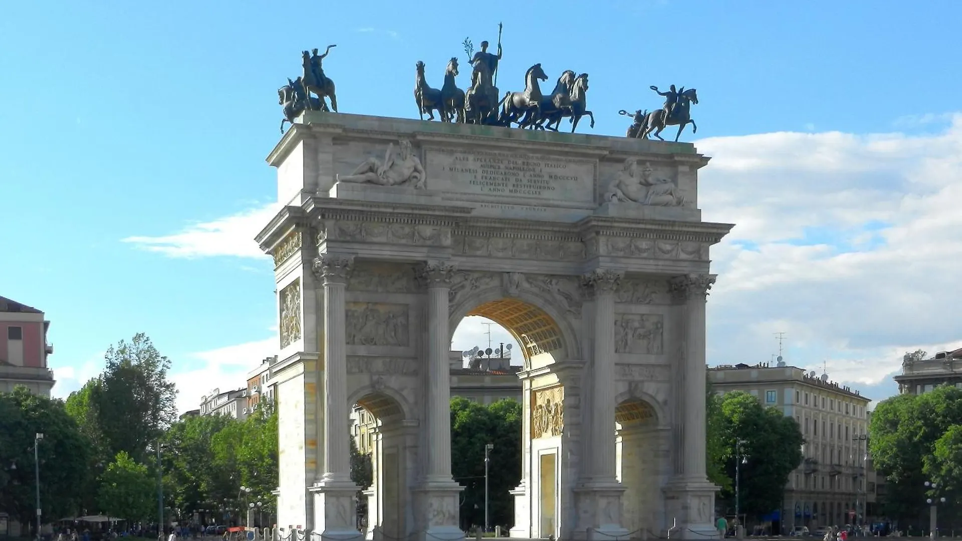 Arco Della Pace Corso Sempione - Exceptional Location Apartment Milan