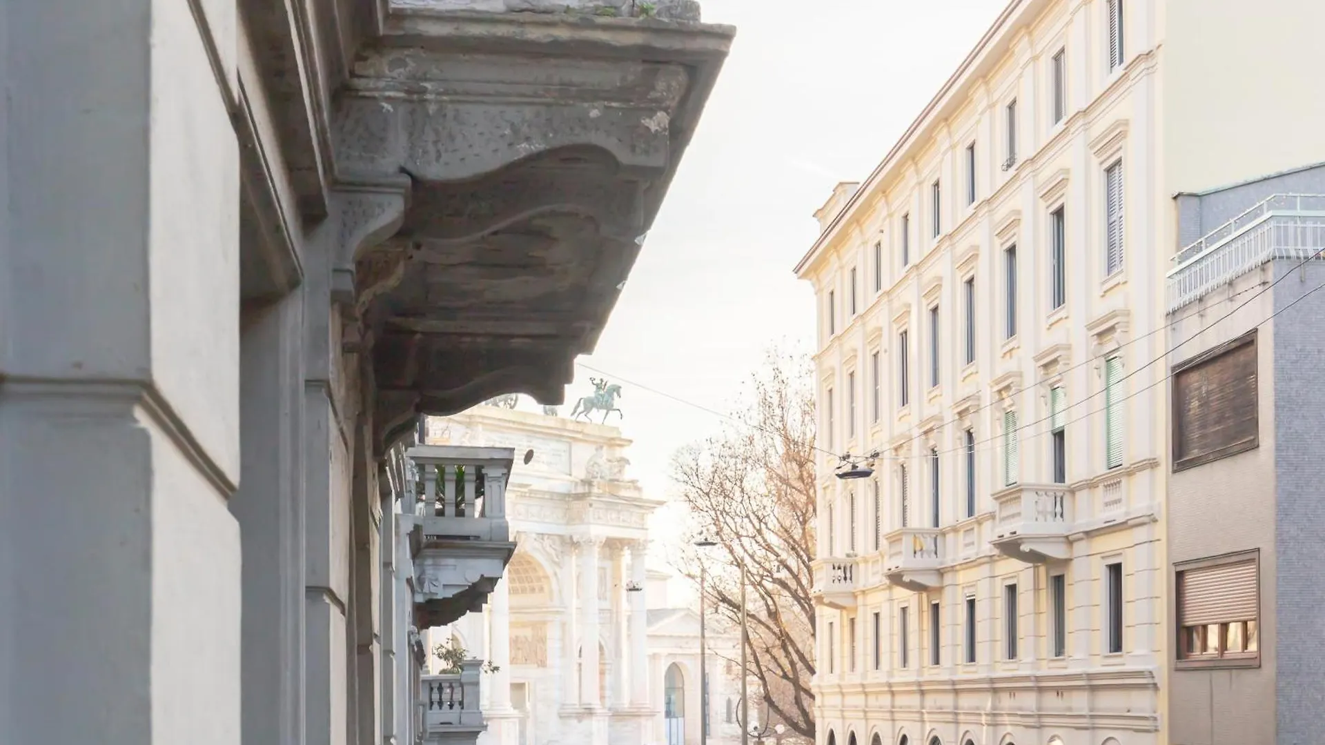 Arco Della Pace Corso Sempione - Exceptional Location Apartment Milan Italy
